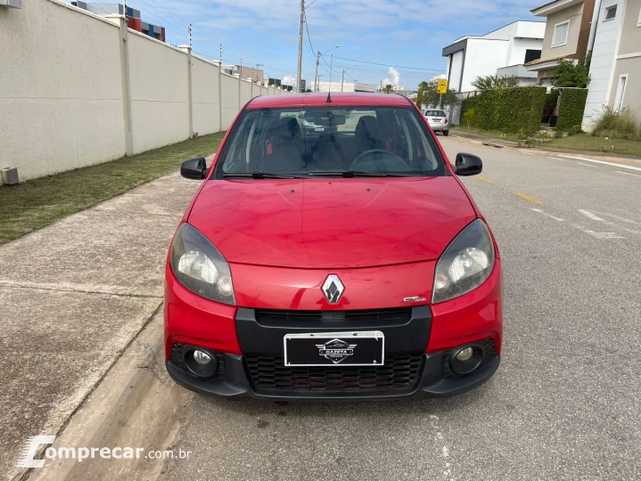 SANDERO 1.6 GT Line Limited
