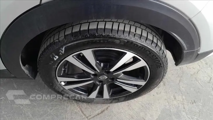 KICKS PLAY 1.6 16V FLEXSTART SENSE XTRONIC