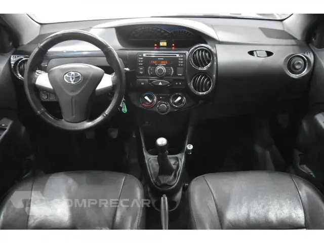 ETIOS HATCH - 1.5 XS 16V 4P MANUAL