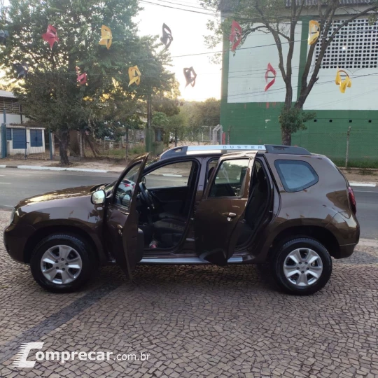 DUSTER DAKAR 4x2 1.6 Hi-Flex 16V Mec.