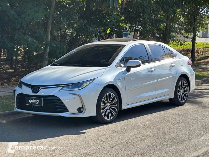 COROLLA 1.8 VVT-I Hybrid Altis Premium