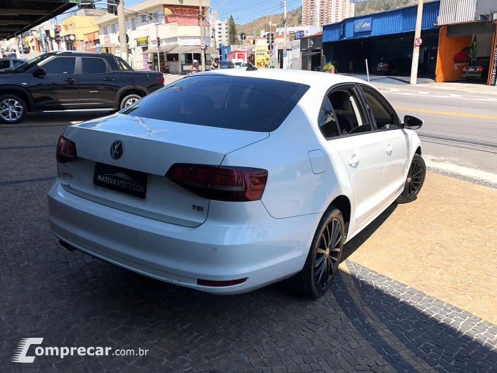 Jetta 1.4 16V Tsi Comfortline Gasolina 4P Tiptronic