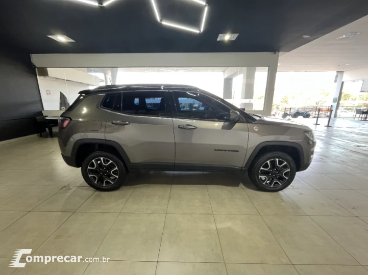 COMPASS 2.0 16V Trailhawk 4X4