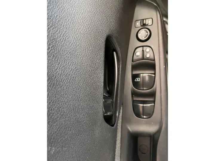 KICKS 1.6 16V FLEXSTART ACTIVE XTRONIC