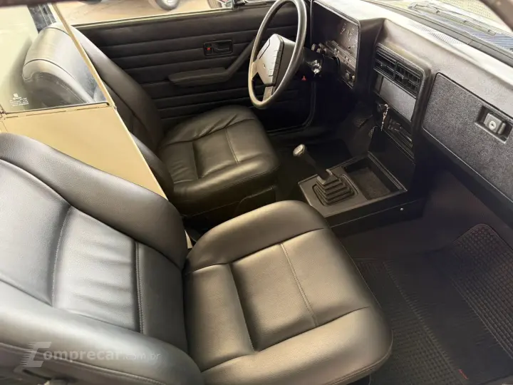 Caravan 2.5 Ambulância Comodoro 4.1/2.5