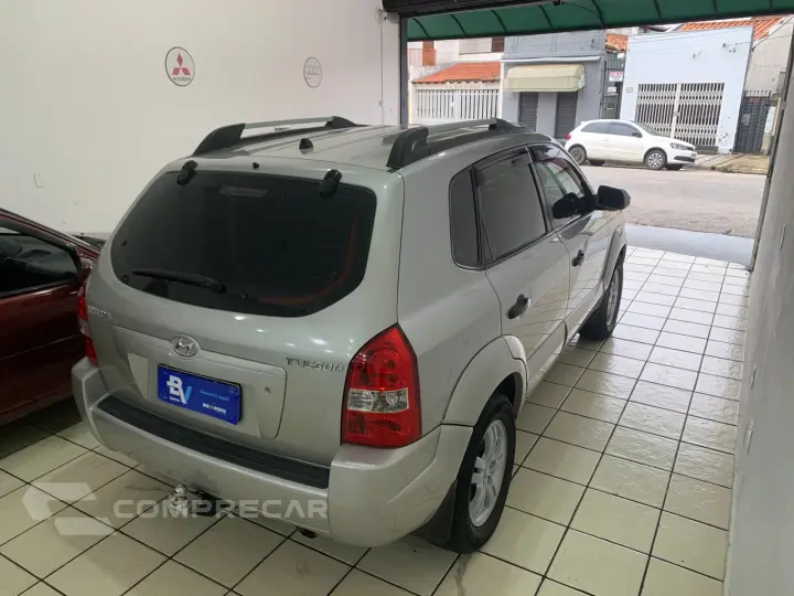 TUCSON 2.0 GL 2WD 16V