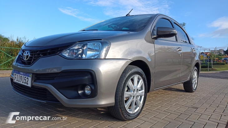 Etios 1.5 X Plus Sedan 16V Automático