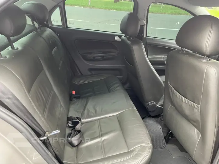 VOYAGE 1.0 MI Trendline 8V