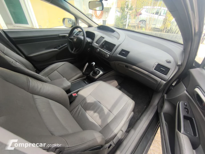 CIVIC 1.8 LXS 16V