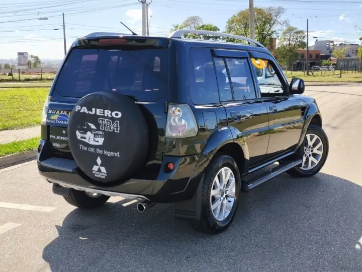 PAJERO TR4 2.0 4X4 16V 140CV FLEX 4P AUTOMÁTICO