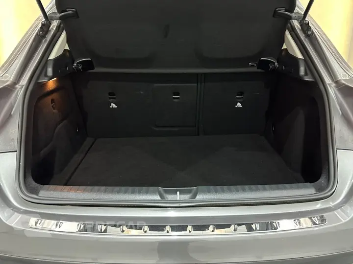GLA 1.6 CGI FLEX STYLE 7G-DCT