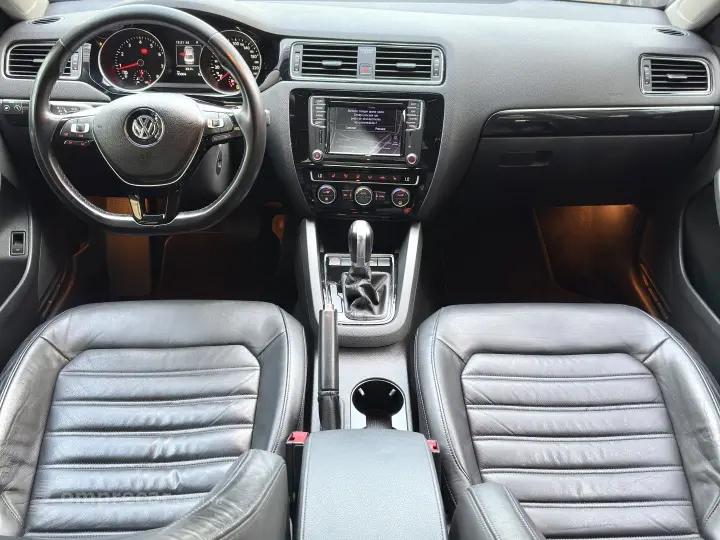 JETTA 2.0 TSI HIGHLINE 211CV GASOLINA 4P TIPTRONIC