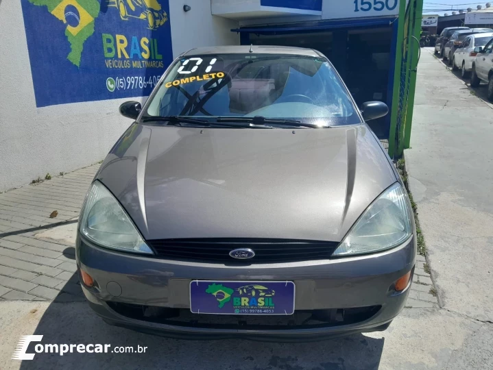 Focus sedan