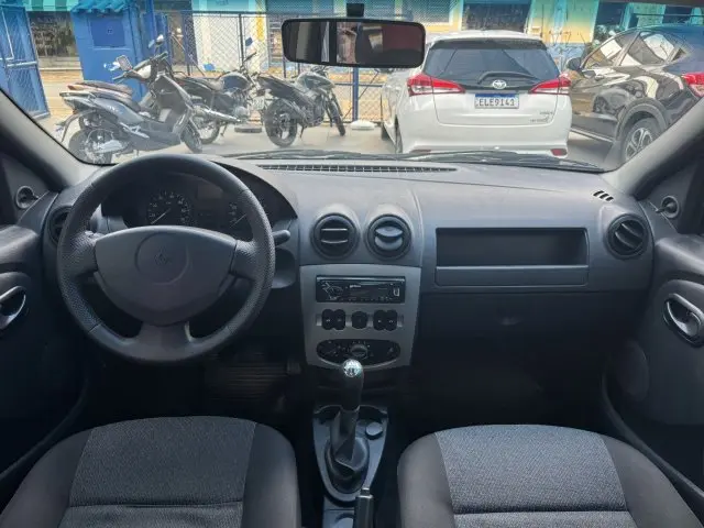 LOGAN - 1.6 EXPRESSION 8V 4P MANUAL