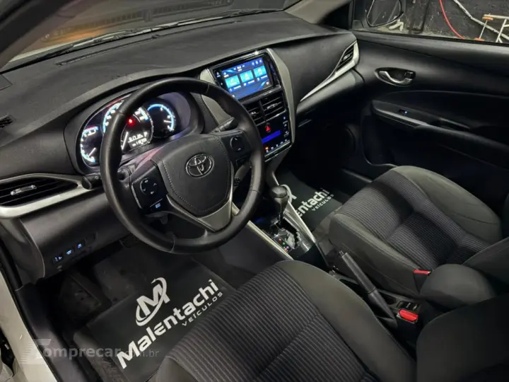 YARIS 1.5 16V FLEX SEDAN XL PLUS TECH MULTIDRIVE