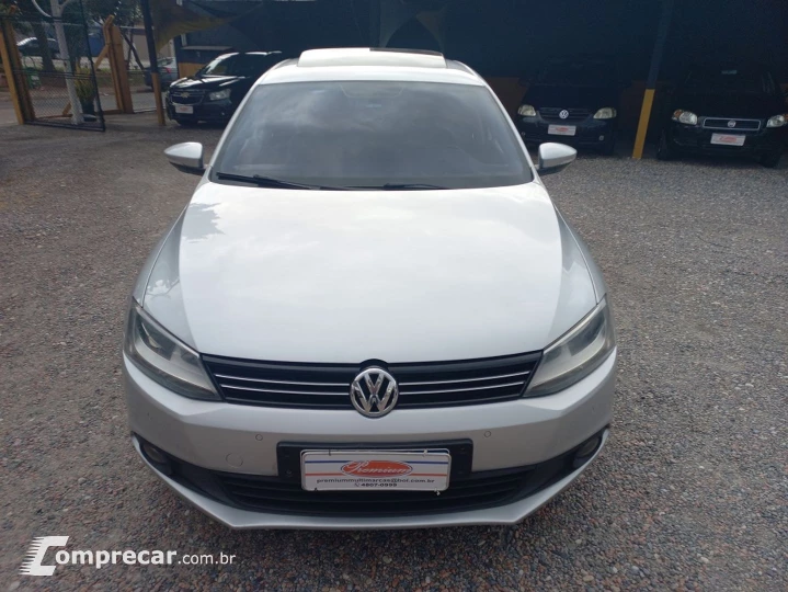 Jetta 2.0 Comfortline Flex 4P Tiptronic