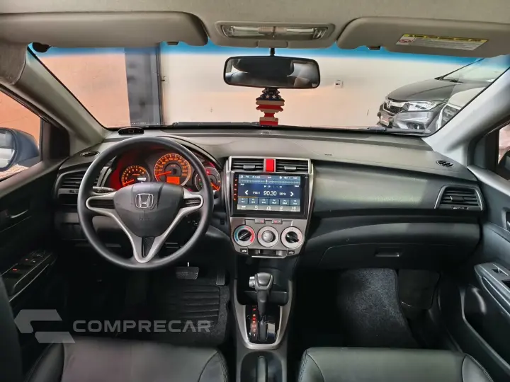 CITY 1.5 DX Sedan 16V