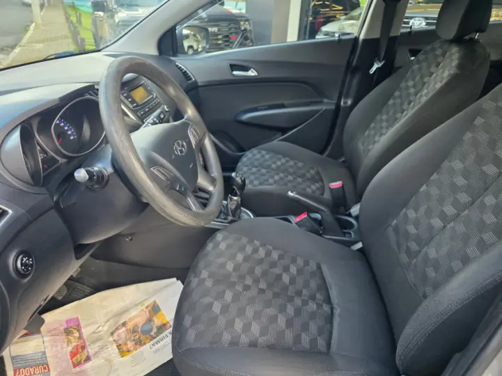 HB20 1.6 Comfort Plus 16V