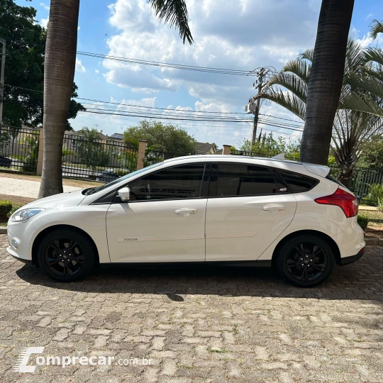 FOCUS 1.6 8V