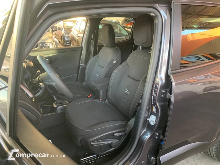 Renegade T270 1.3 TB 4x2 Flex Aut.