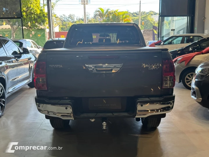 HILUX 2.8 D-4D TURBO DIESEL CD SRV 4X4 AUTOMÁTICO