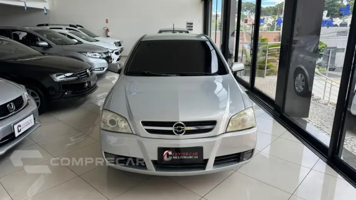 ASTRA 2.0 MPFI CD Sedan 8V