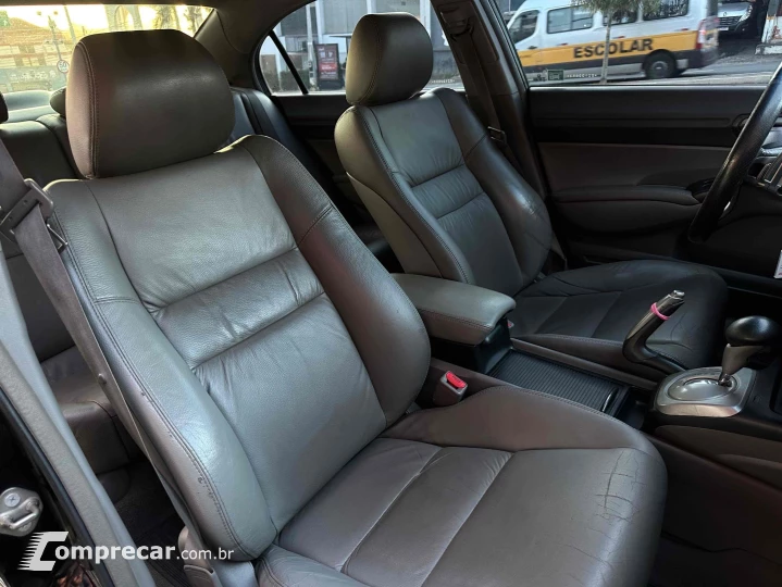 CIVIC 1.8 LXL 16V FLEX 4P AUTOMÁTICO
