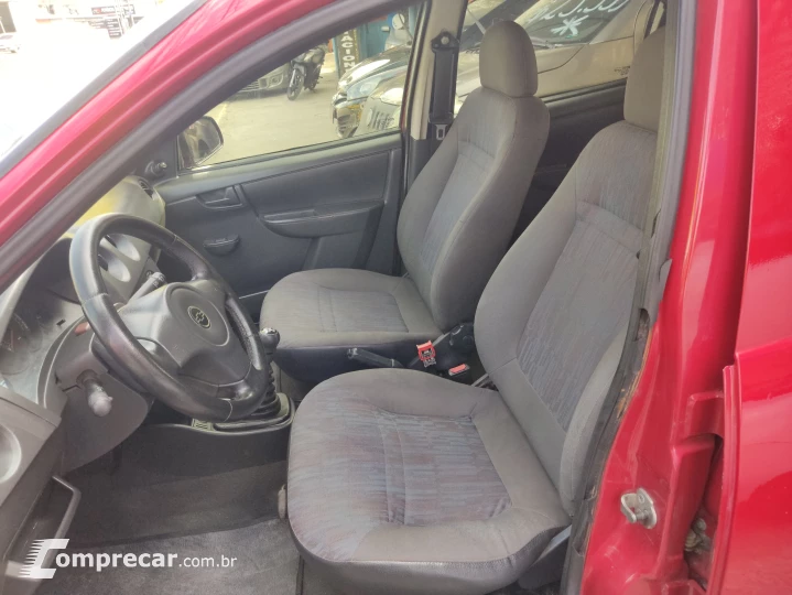 CELTA 1.0 MPFI Life 8V