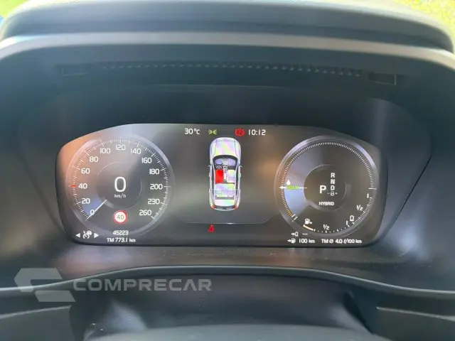 XC40 - 1.5 T5 HYBRID R-DESIGN FWD GEARTRONIC