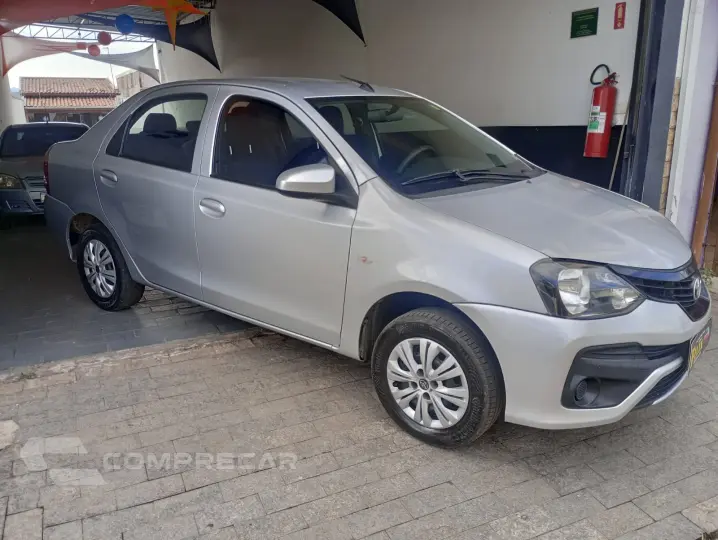 ETIOS 1.5 X Sedan 16V