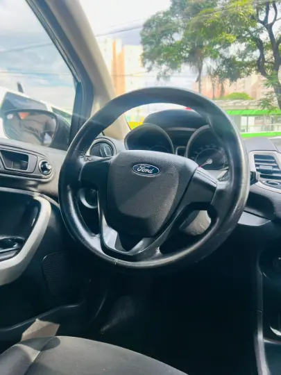 Fiesta Sedan SE 1.6 16V Flex 4p