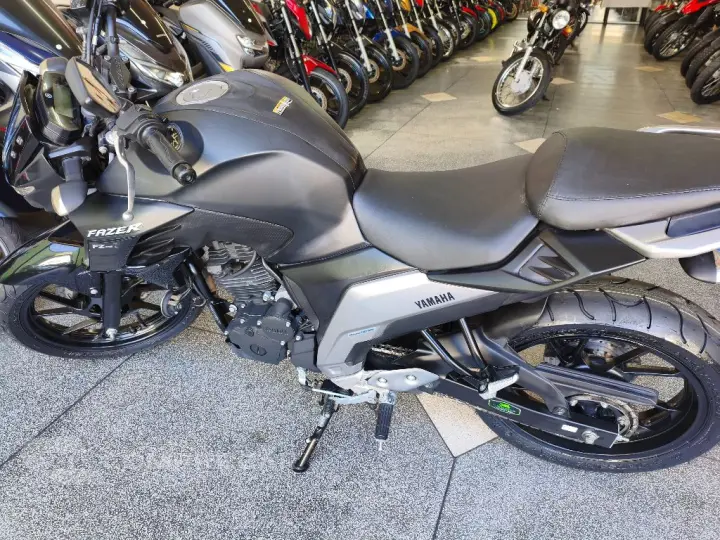 FZ25 250 FAZER FLEX