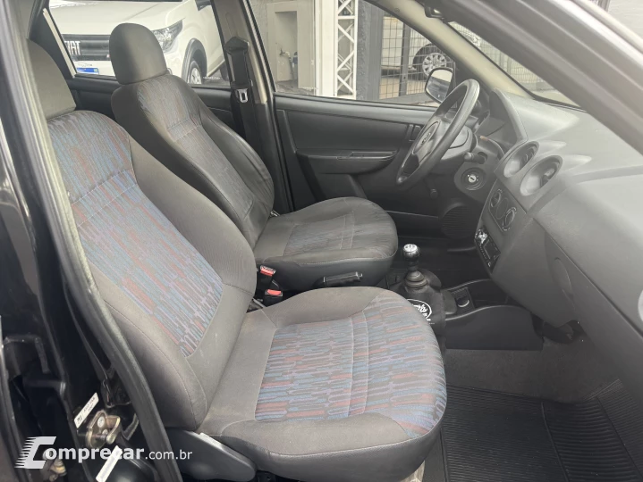 CELTA 1.0 MPFI Life 8V