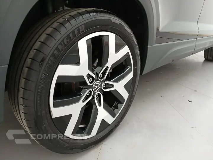 TAOS 1.4 250 TSI TOTAL FLEX HIGHLINE AUTOMÁTICO
