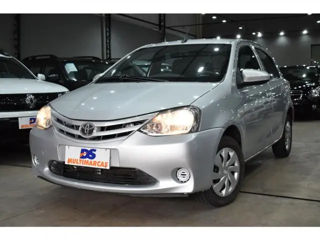 ETIOS HATCH - 1.3 X 16V 4P MANUAL