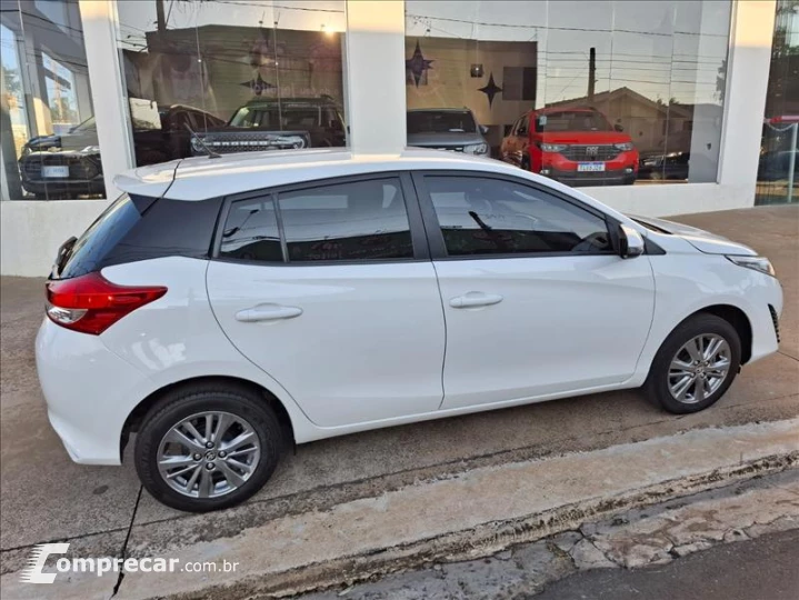 YARIS 1.5 16V XL Plus Connect