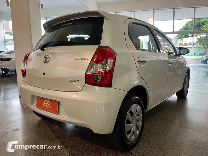 ETIOS 1.5 XS 16V