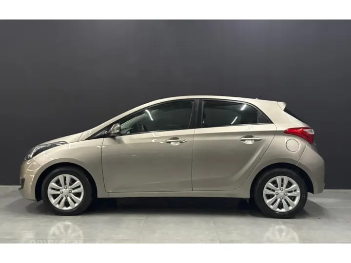 HB20 1.6 COMFORT PLUS 16V FLEX 4P AUTOMÁTICO