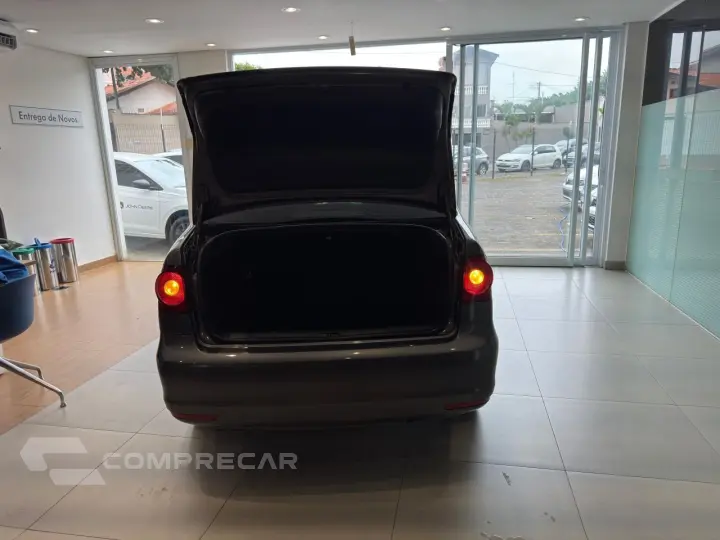 Polo Sedan 1.6 4P COMFORTLINE FLEX