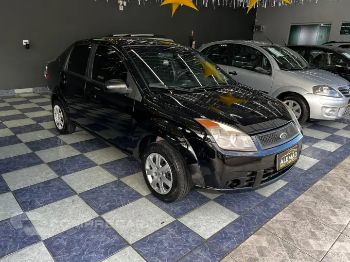 FIESTA 1.6 MPI Class Sedan 8V