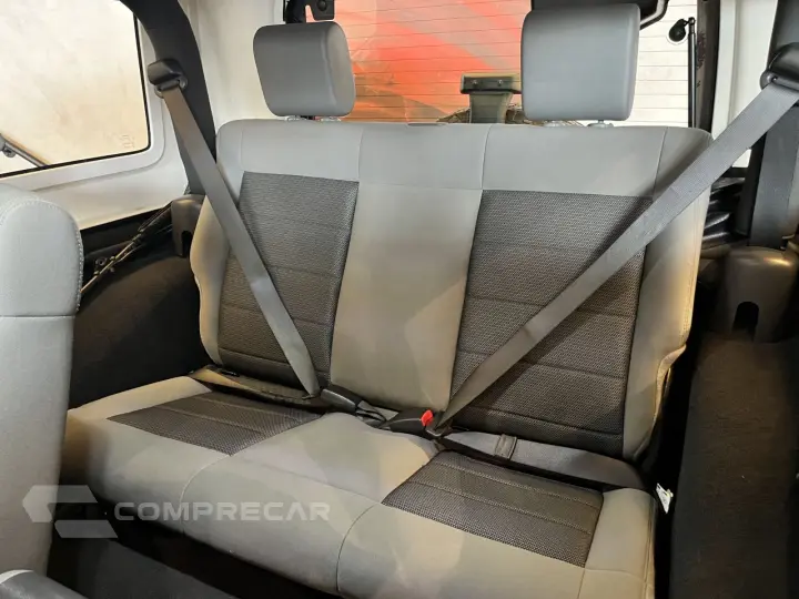 Wrangler 3.8 V6 12V SPORT TETO RÍGIDO AUTOMÁTICO