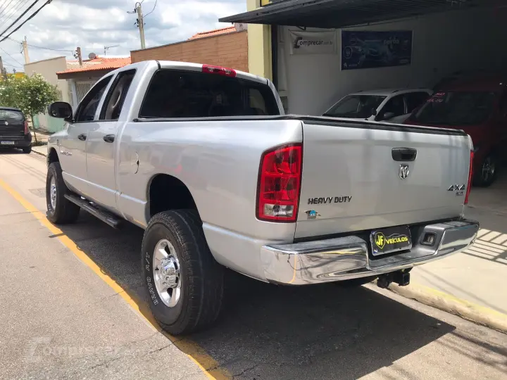 2500 5.9 SLT 4X4 CD I6 24V Turbo