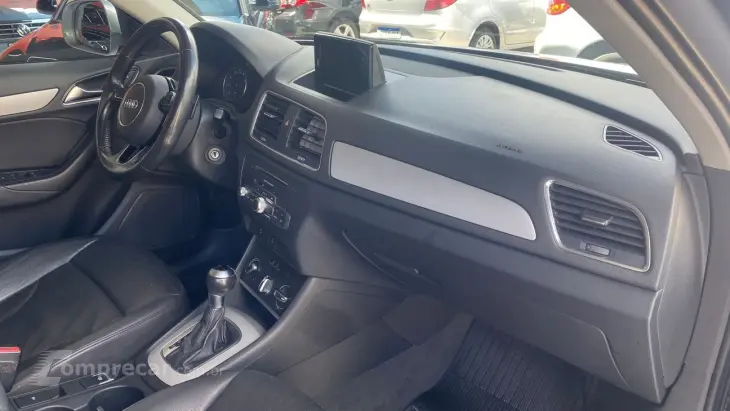 AUDI Q3 1.4 TFSI AMBIENTE