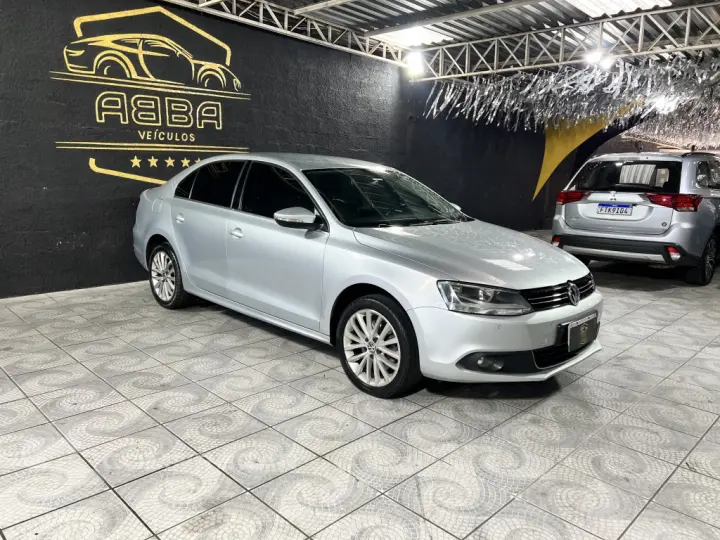JETTA 2.0 TSI HIGHLINE 200CV GASOLINA 4P TIPTRONIC