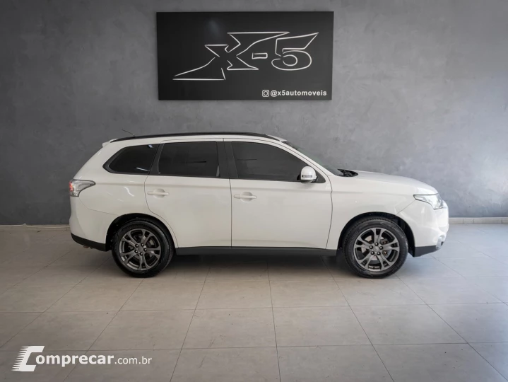 OUTLANDER 2.0 16V 160cv Aut.