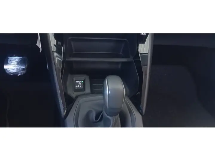 208 1.6 16V FLEX ACTIVE AT