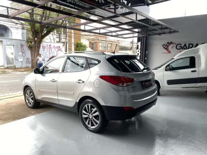 ix35 GLS 2.0 16V 2WD Flex Aut.