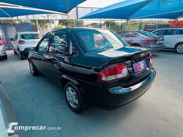 Classic Sedan 1.0 4P VHCE FLEX LS