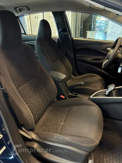 ONIX 1.0 Turbo Plus LT