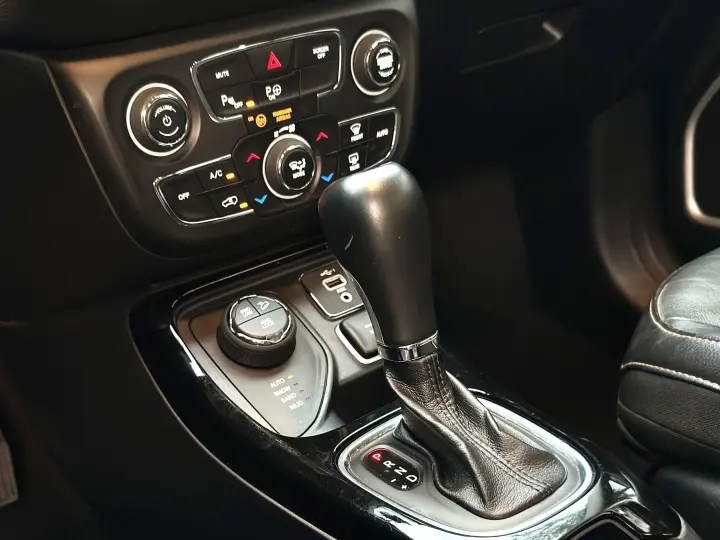 COMPASS 2.0 16V DIESEL LIMITED 4X4 AUTOMÁTICO